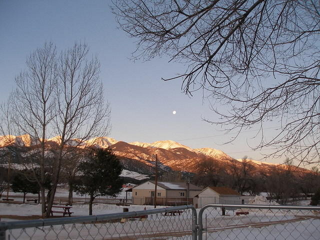 2007-02-04 Trailer life 06