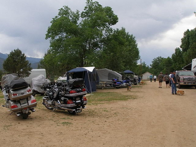 2007-06-15 Gold Wing club in Big Horn RV Park 07