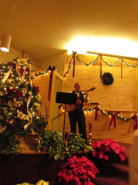 2012-12-15 Winter Light Holiday Concerts 003