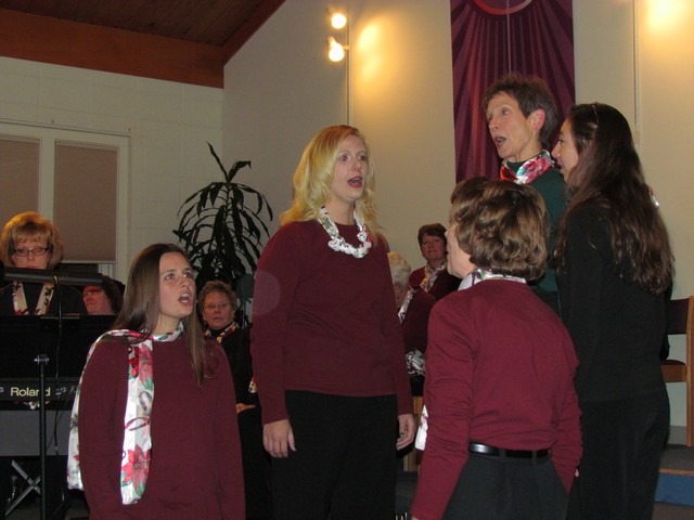 2012-12-15 Winter Light Holiday Concerts 036
