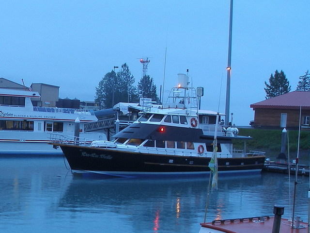 2006-08-16 aboard the Lu-Lu Belle Valdez, AK 205