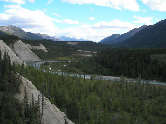 2006-08-25 Along the Alaskan Highway, YT-BC, Canada 38