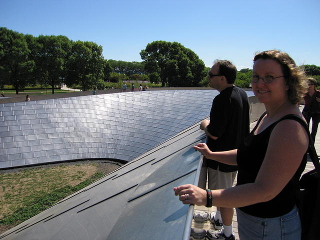 19-Millinium Park-bridge