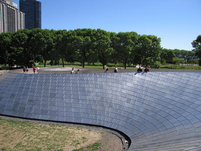 20-Millinium Park-bridge