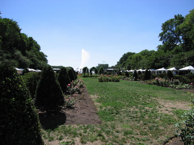 26-Fountain and garden
