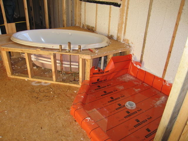 046-Glenwood Park-Shower and tub framing