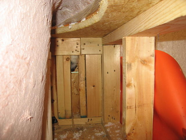 049-Glenwood Park-Shower and tub framing