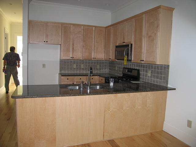 077-Glenwood Park-A finished townhouse