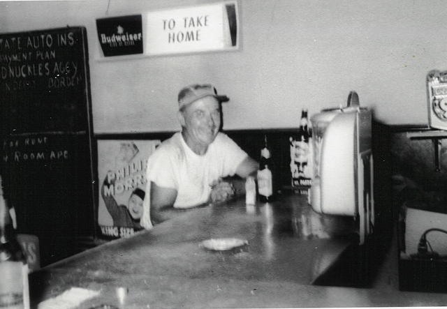  1953-1967-Leos Tavern-10