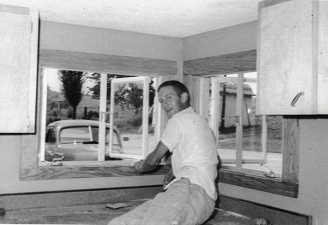  1953-1967-Leos Tavern-11