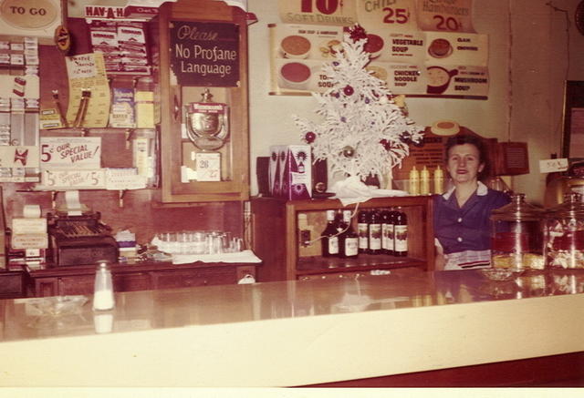  1953-1967-Leos Tavern-16