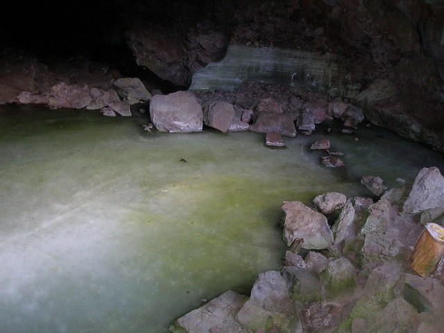 2008-04-29 3-Banderas Ice Cave 20