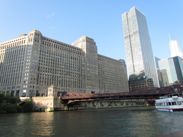 2012-08-03 Chicago Arch boat tour 19