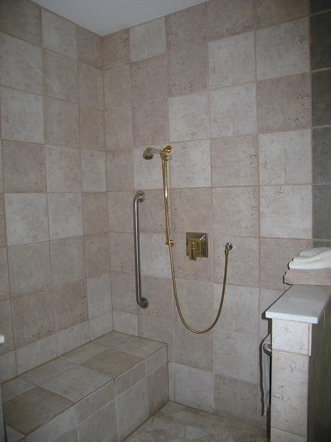024-Southface Building-Bathroom
