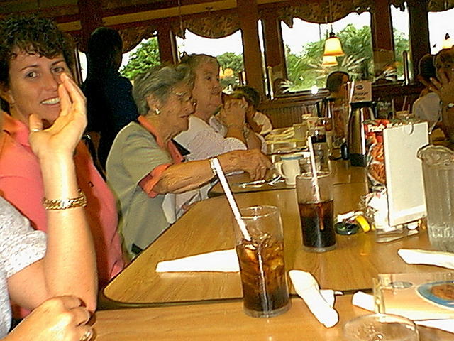 2000-Momo's 92nd 05