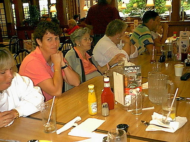 2000-Momo's 92nd 07