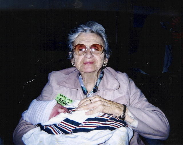 2003 Feb-Momo ond newborn