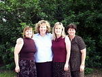 2002-Dad Funeral-Teresa-Shari-Sue-Dianne-13